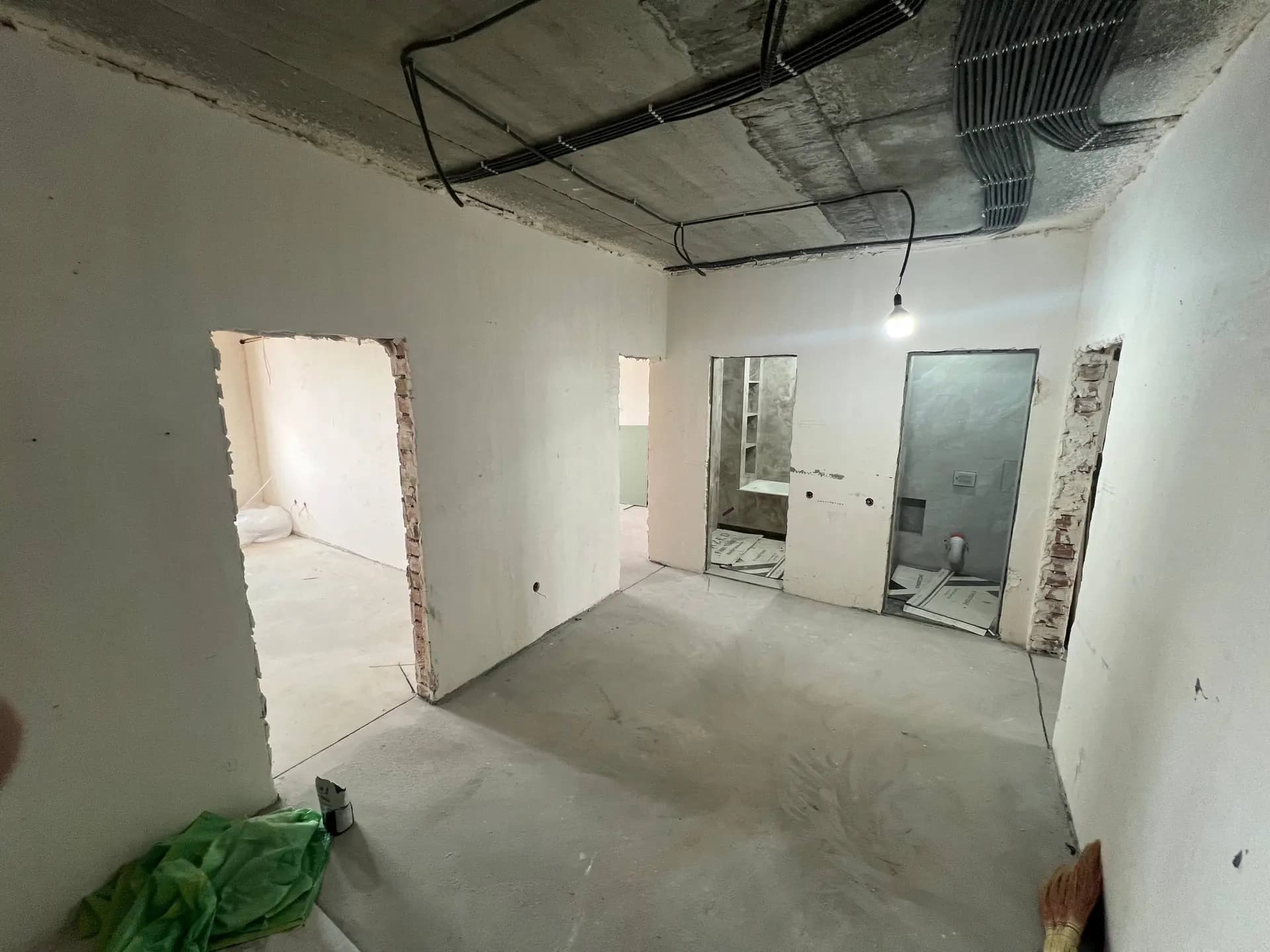 Продаётся 3-х комнатная квартира ЖК Nikitina Residence  Ориентир: ул.Циалковский, Мирзо-Улугбекский район — 1