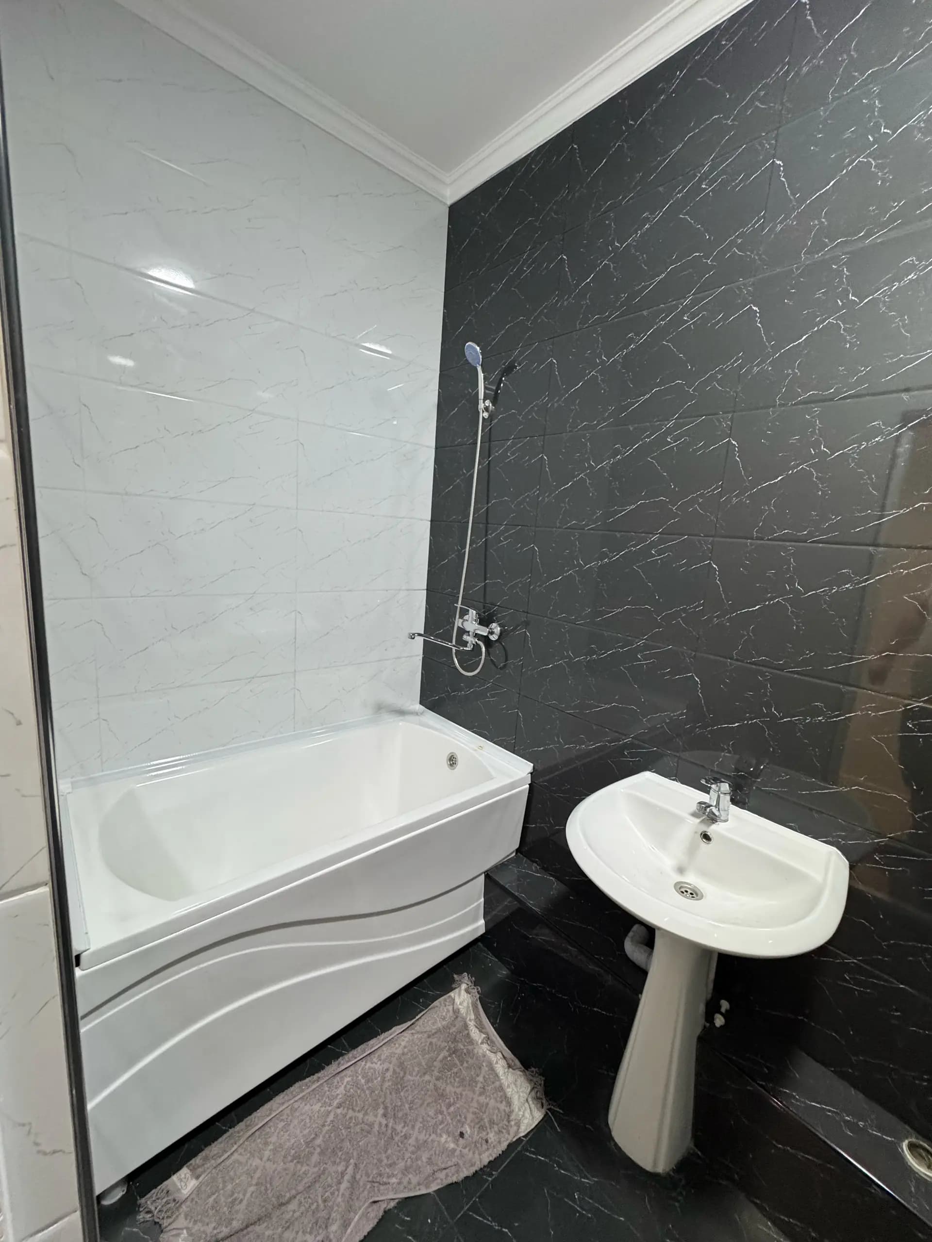 2 xona 50m2 narxi 51900y.e. — 5