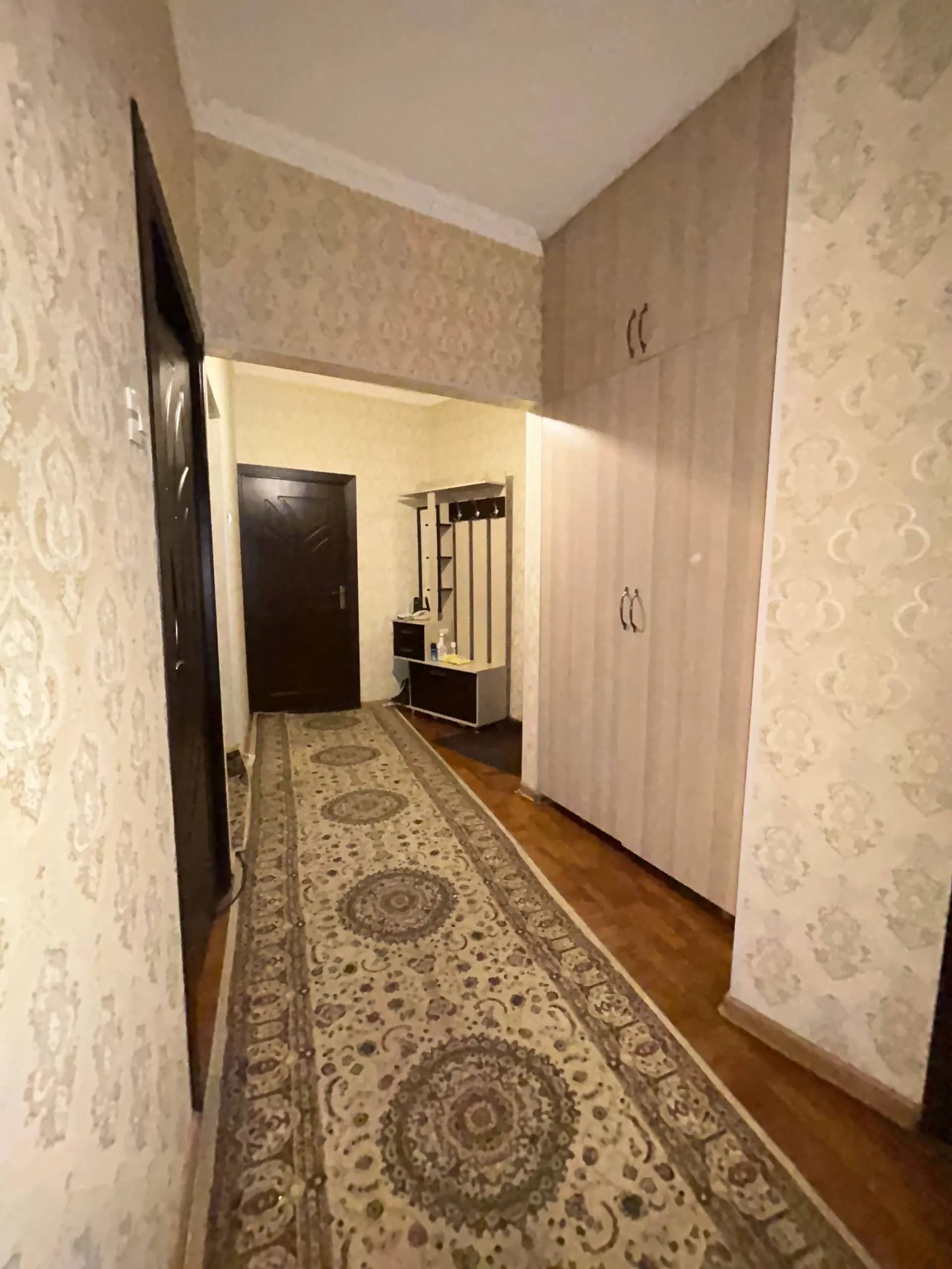 Чорсу 4/3/5 Срремот 95кв.м орин: Сузук ота Жар — 1