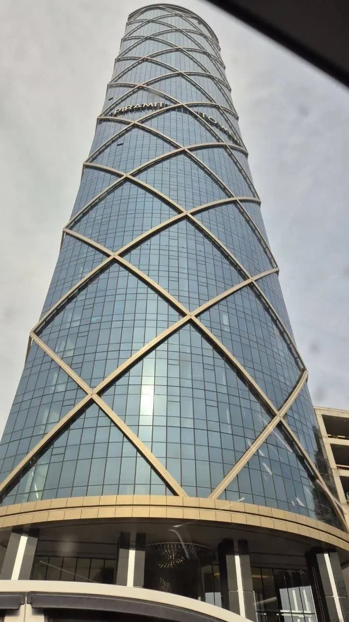 Квартира ЖК Piramit Tower 3/25/44 96 м2 — 1
