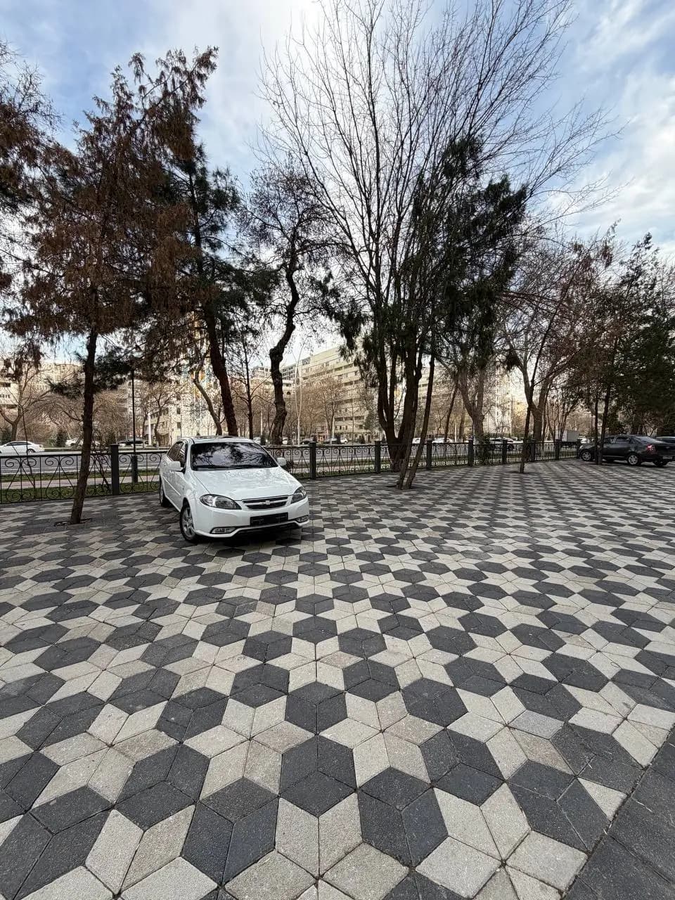 Nejiloy Yakkasaroy Ozbegim — 3