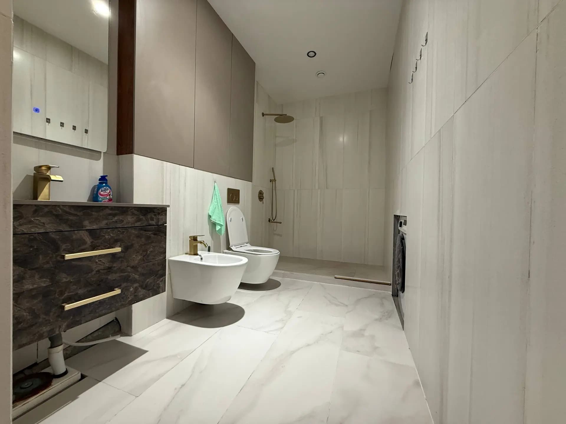 Продаётся 4-х комнатная квартира в ЖК Oq Saroy Residence — 1