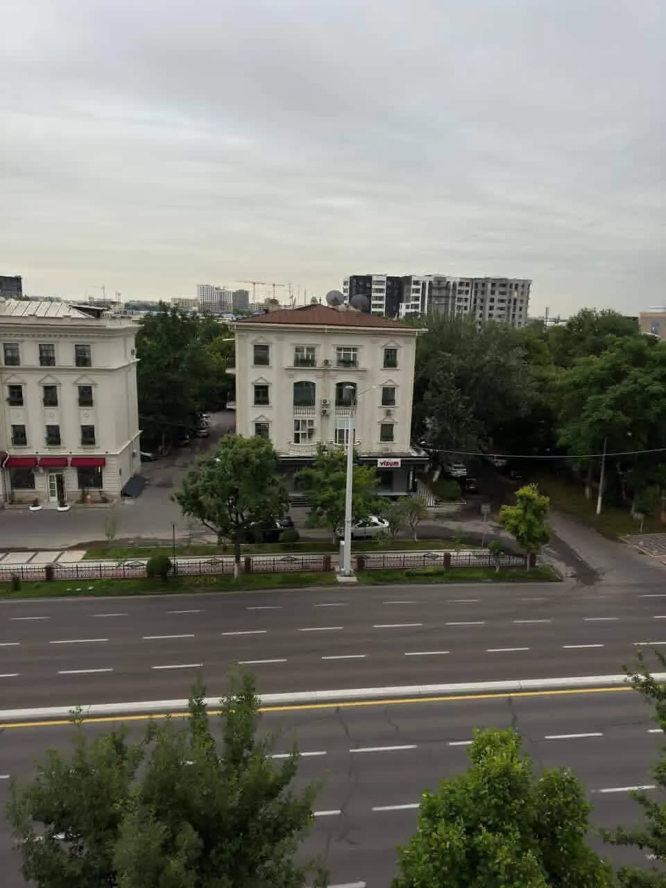 ПРОДАЕТСЯ Квартира  на: Нукус  Мирабадский район Ор.р: Гламур — 2