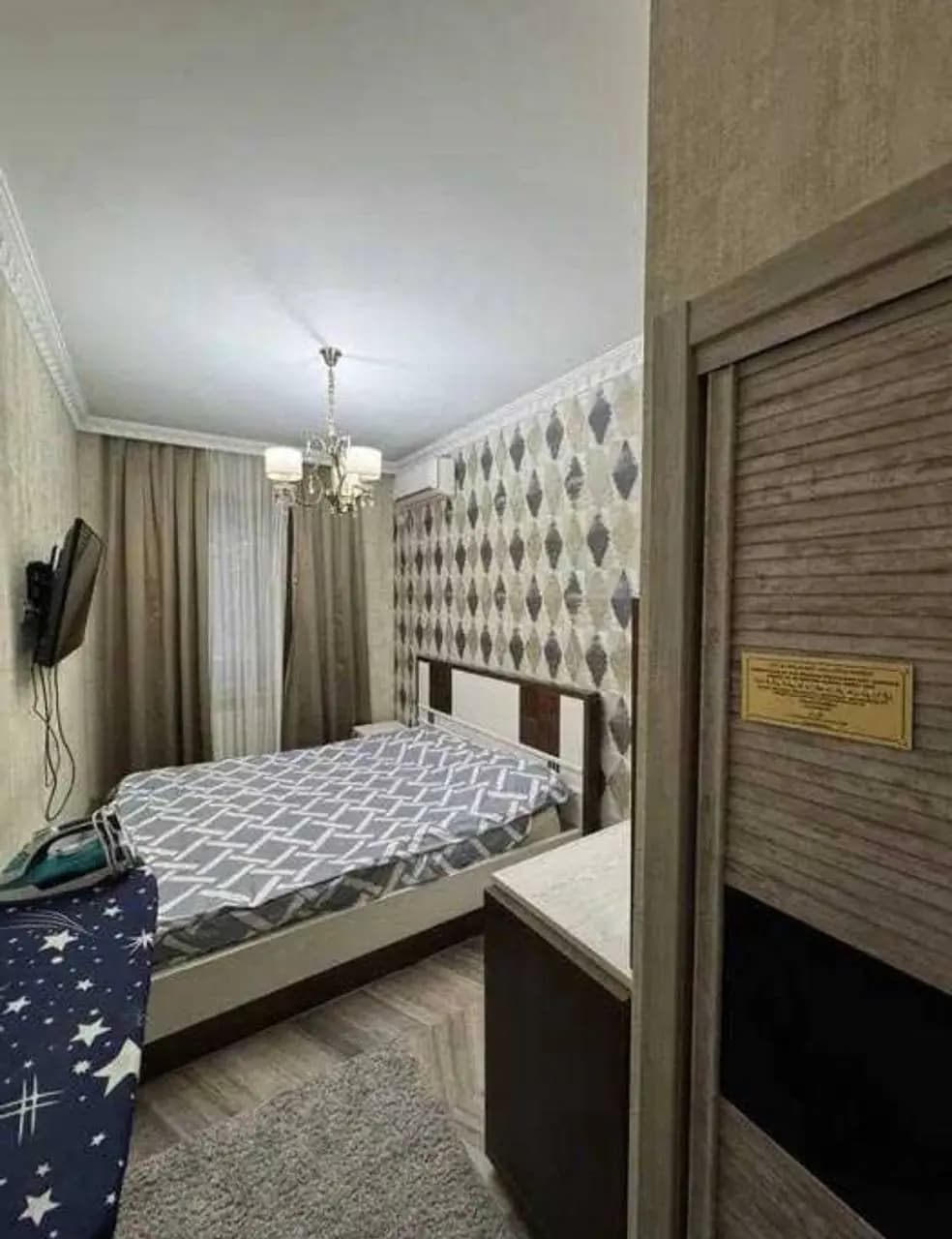 Chilonzor Mirzo Ulugbek metro olida 2*3 xona kvartira arendaga beriladi — 2