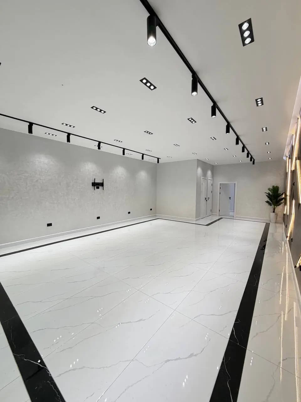 Nejiloy Arenda Novza Metro — 2
