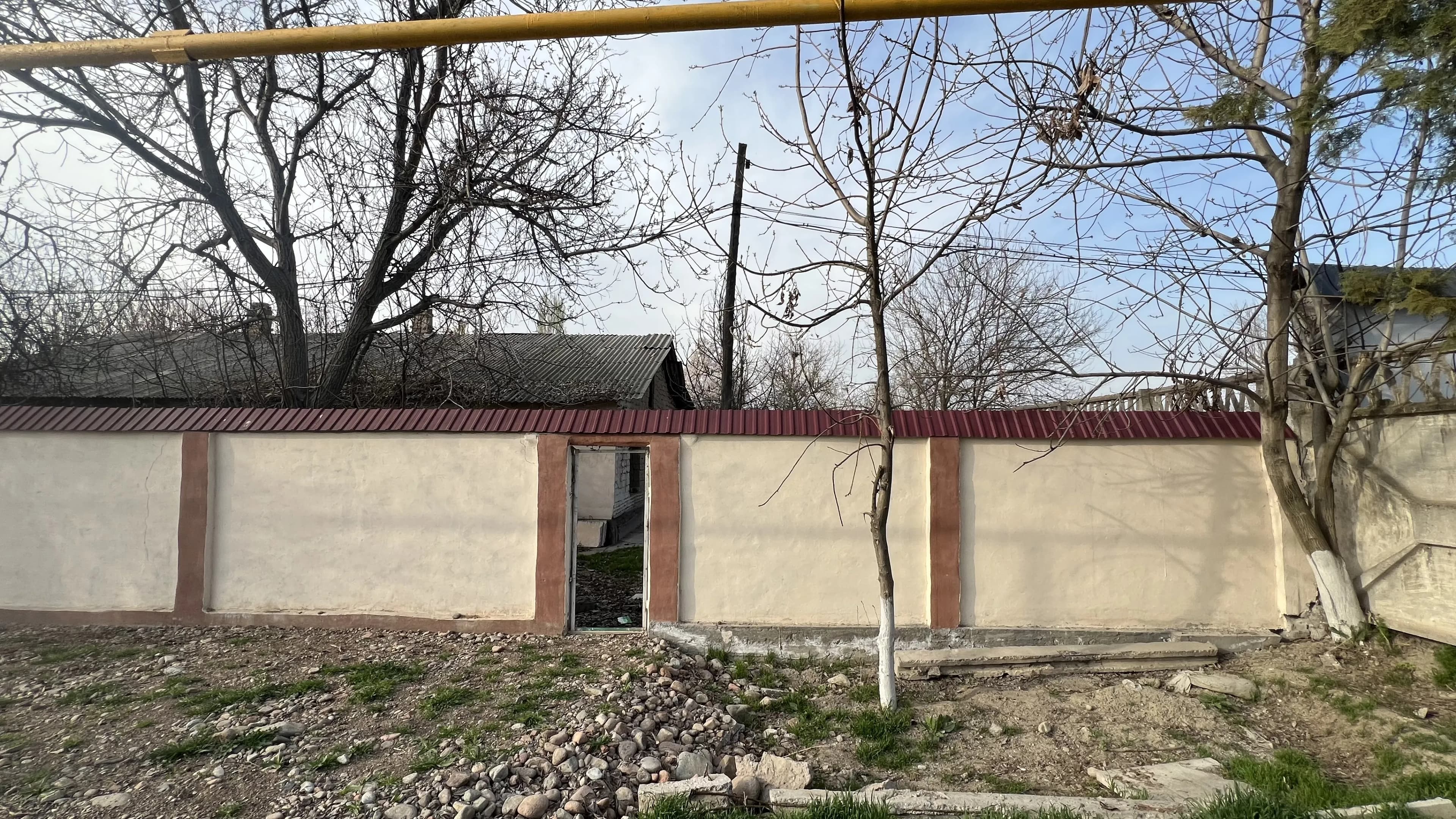 Hovli sotiladi — 2