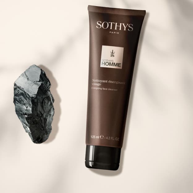 Energising face cleanser   150726 — 2