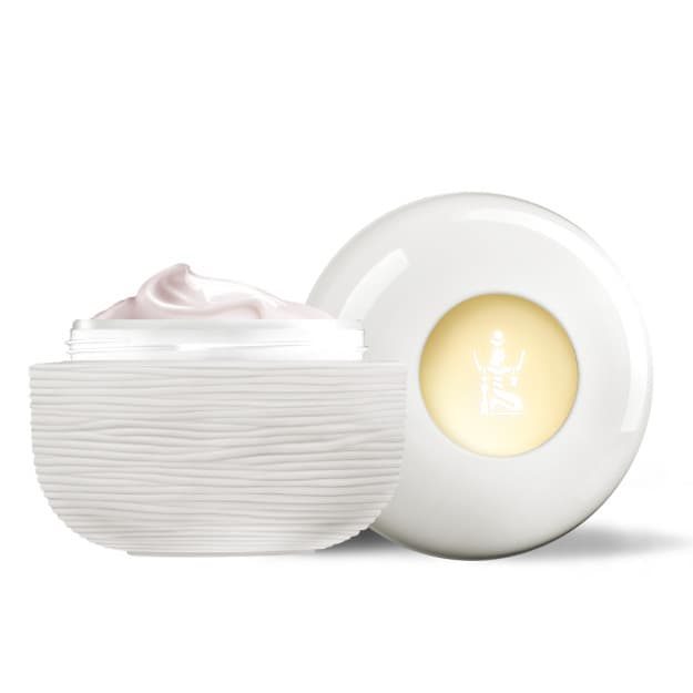 LA CREME SECRETS 128   160128 — 1