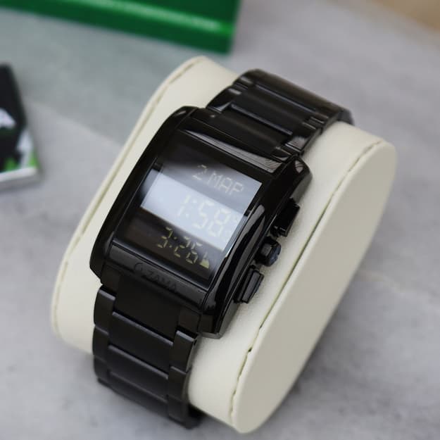 Zama Watch ZM-07 ism yozish va namoz vaqtini eslatish bilan — 2