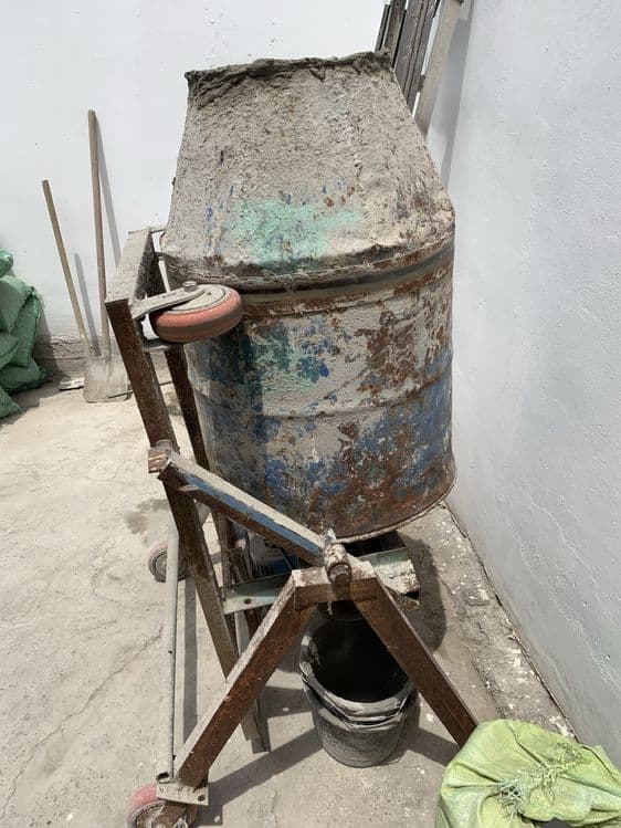 Beton mishalka rabochiy — 2