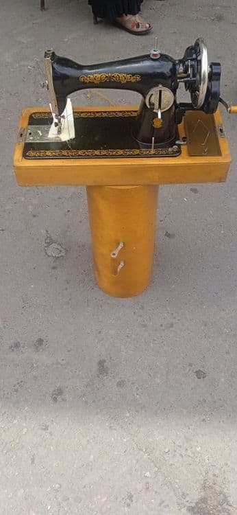 Продаеться швейная машинка — 1