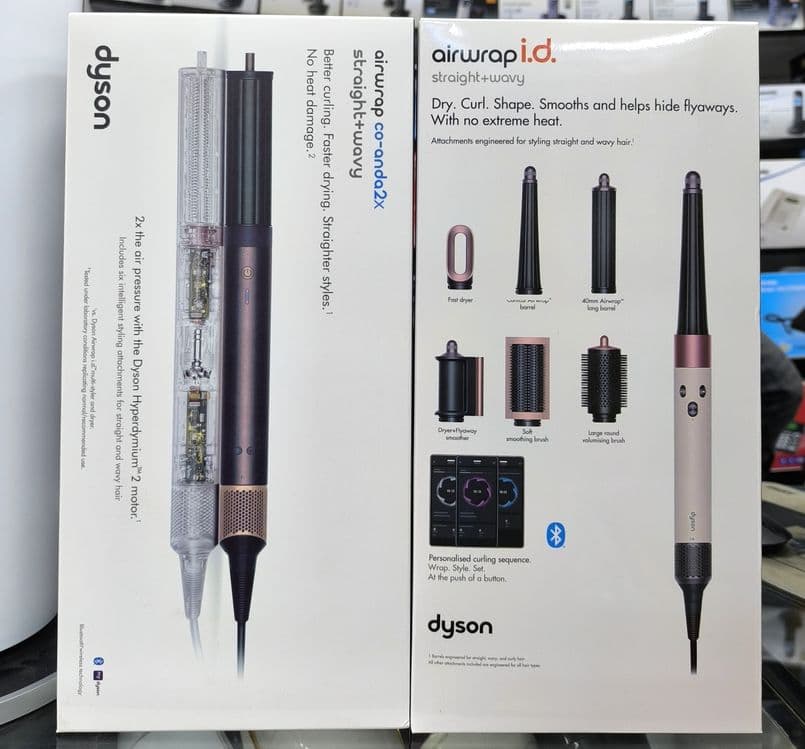 Супер, абсолютно новый Мультистайлер Dyson Airwrap lux

Гарантия есть. — 1