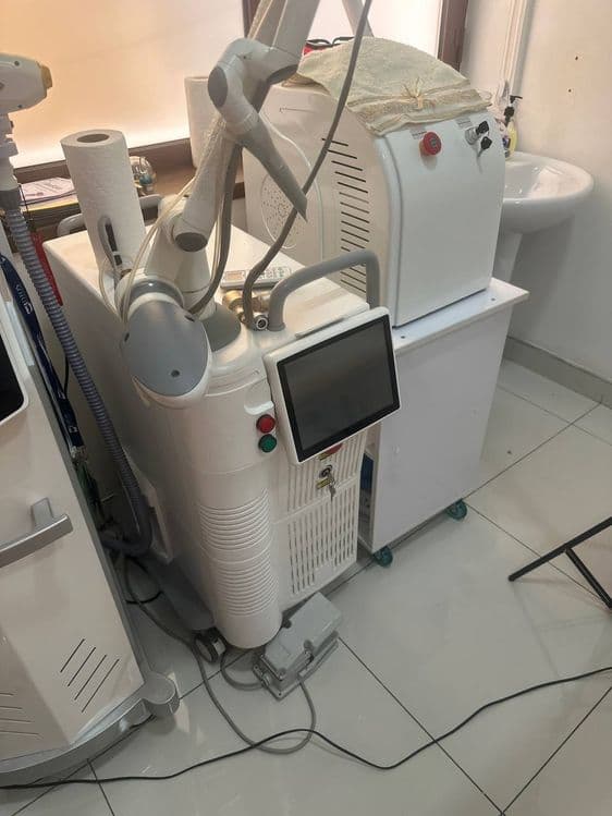 CO2 лазерный аппарат, отличное состояние, готов к работе — 2