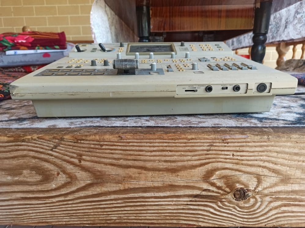 видеомикшер (пульт) Panasonic MIXER MODEL WJ-MX50/B

MODEL WJ-MX50/B — 3