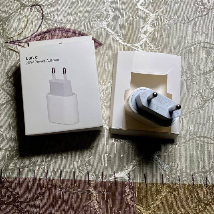 Iphone.Заряд. устройствa(блоки питания), зарядки, кабель(шнур). Apple — 6