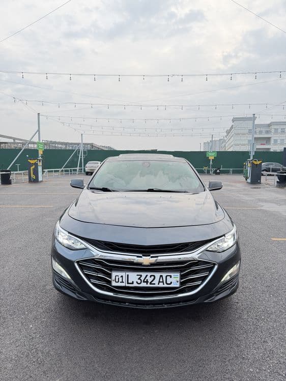Malibu Прокат авто | Посуточная аренда | Аренда авто на сутки — 3