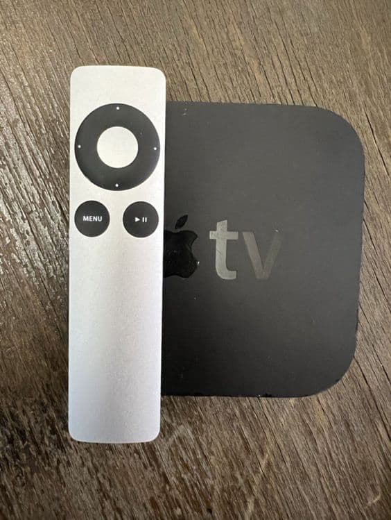 Apple TV (3rd Gen) HD Model A1427 Media 8GB Airplay — 1