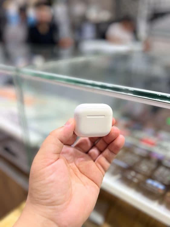 Air pods 3 orginal — 2