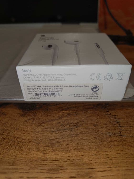 Оригинальные наушники Apple EarPods 3,5 mm Jack — 1