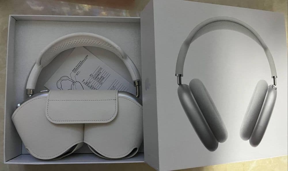 Новые  Air Pods MAX — 1