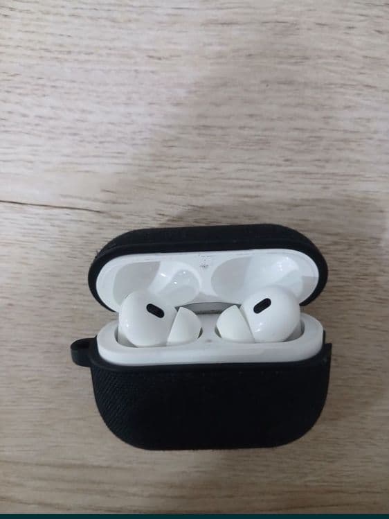 Продаю AirPods Pro (2nd generation) (версия USB-C)