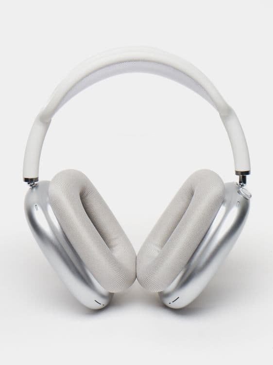Airpods Max 1^1 lux — 4