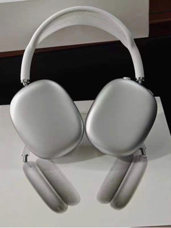 AirPods Max Silver — 2