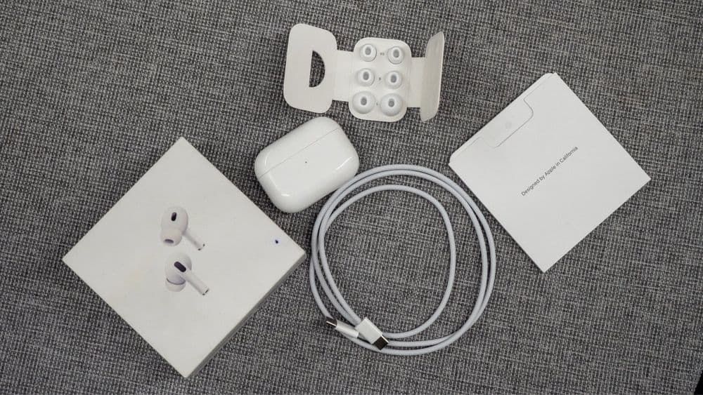 Новый AirPods Pro (2nd generation) Type‐C charging • Наушник • — 7
