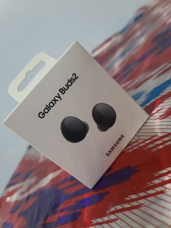 Galaxy buds 2 NEW!!! — 1