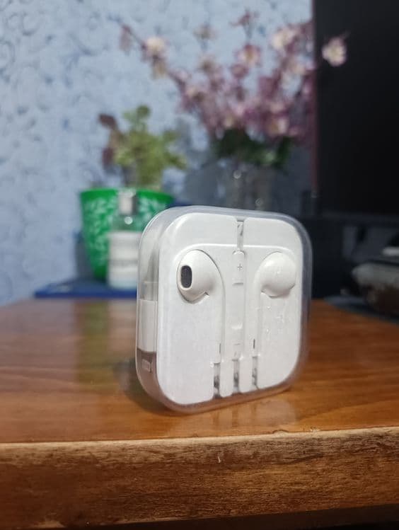 Iphone simli naushniklari — 2