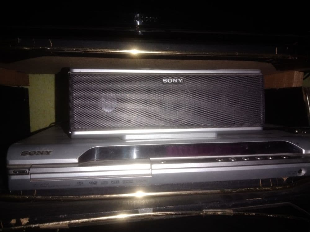 Sony DAV-DZ620K domashaniy kinoteatr yana kalonkalar  ulangan — 4