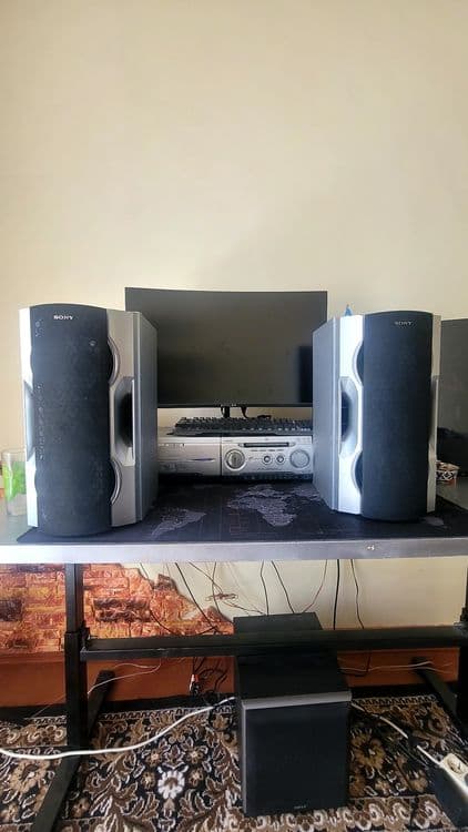 Sony 4400w  140wx2 — 1
