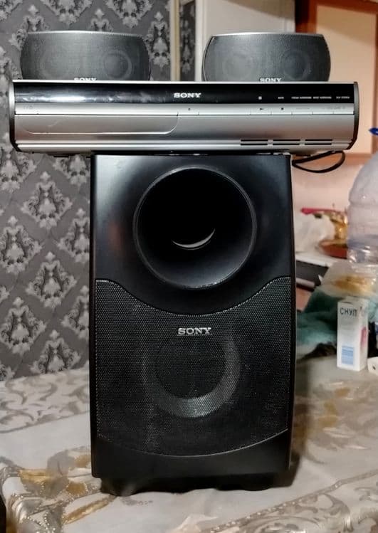 Музыкальный центр и домашний кинотеатр Sony — 1