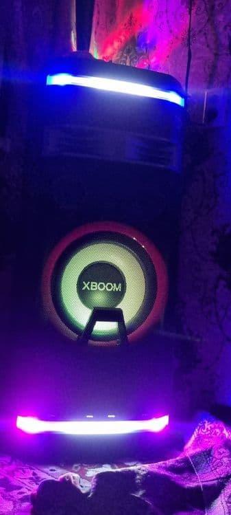 LG XBOOM OL 100 Sotiladi. 2000 vat — 3