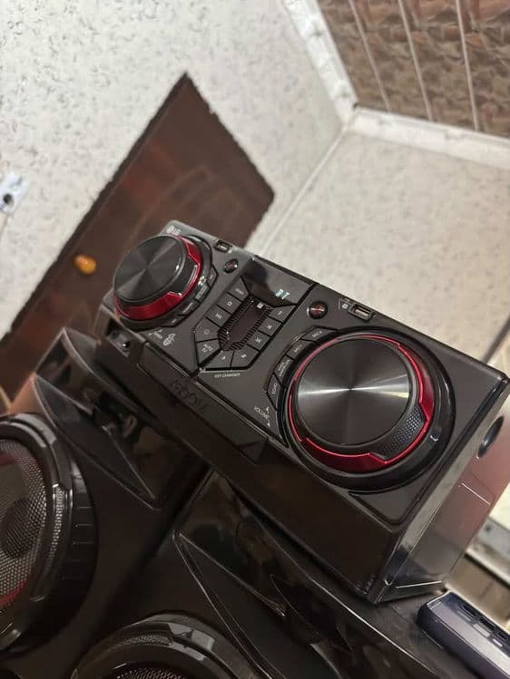 LG BOOMX ovoz bomba narxi kelishamz — 4