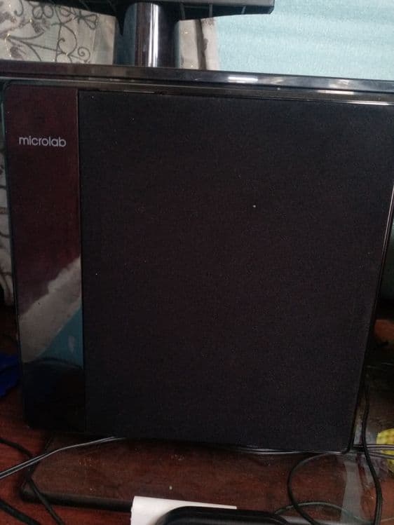 Продаю сабвуфер Microlab FC 362 срочно — 3