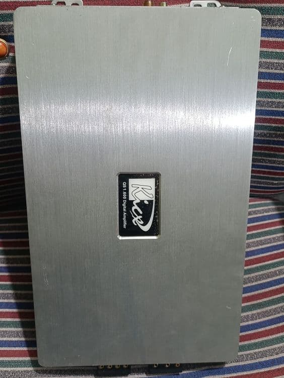 Продаю усилитель Kicx SQ 1600
