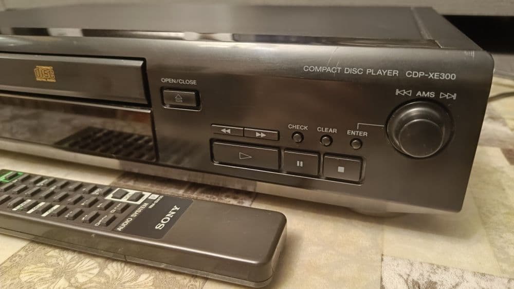 CD проигрыватель Sony CDP -XE300 — 3