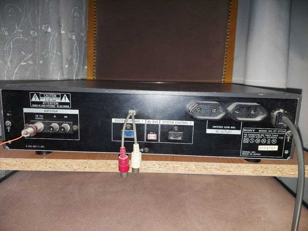 SONY FM тюнер в отличном состоянии — 2