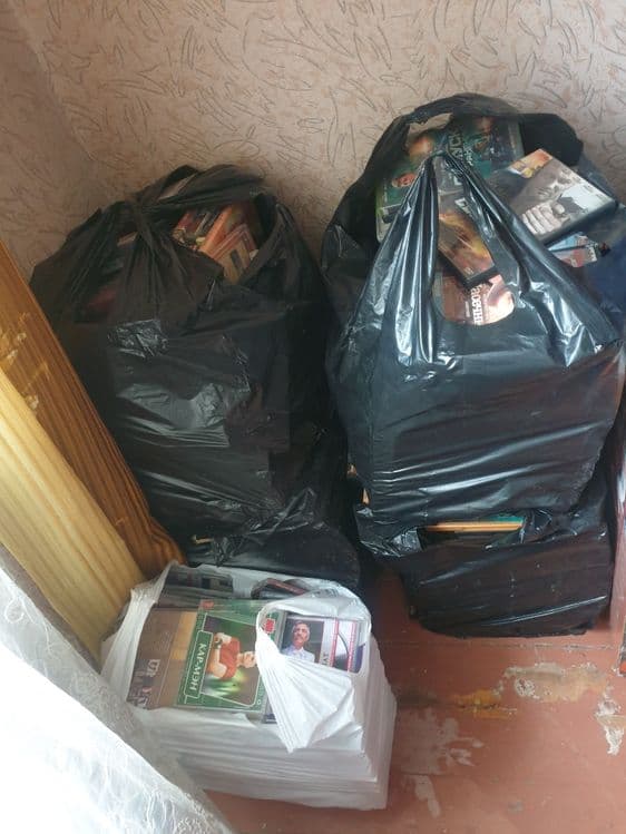 Продаются 2 DVD +500дисков ,фильмы+музыка — 3
