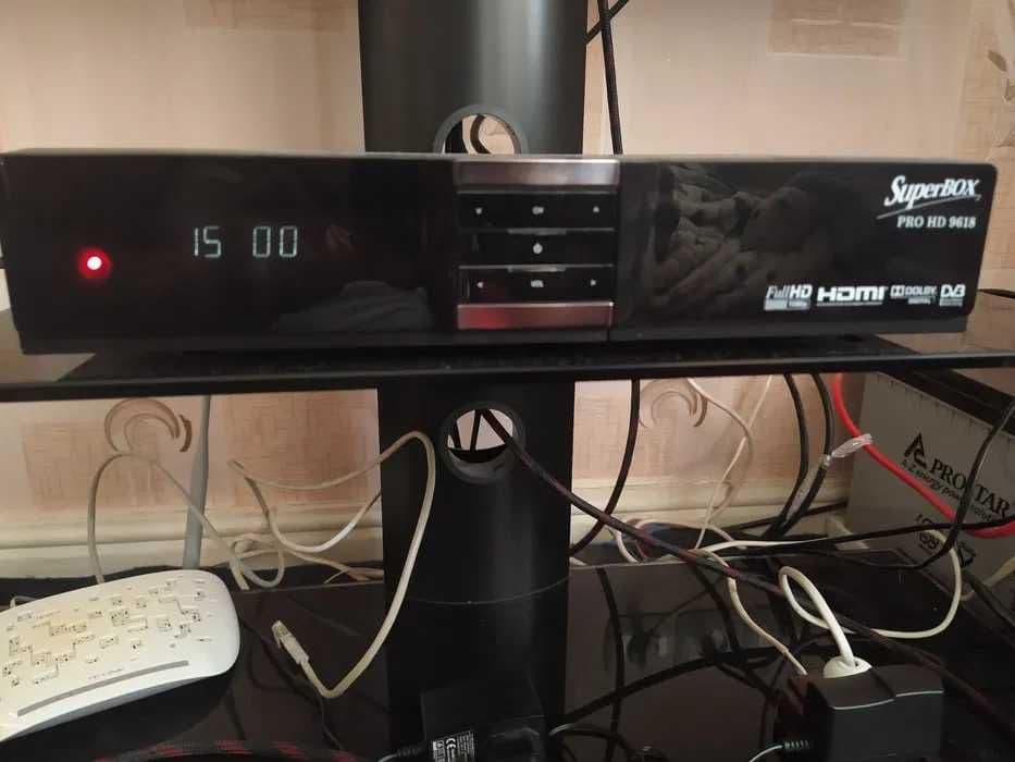 Superbox Pro HD 9618=Тюнер Openbox S6 Pro+ — 1