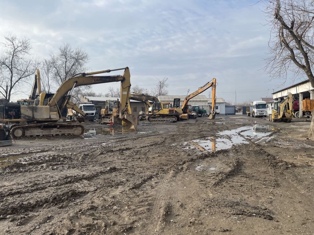 Ekskavatorlar 16 12 9m buldozer greyder va boshqa texnikalar arendaga — 7