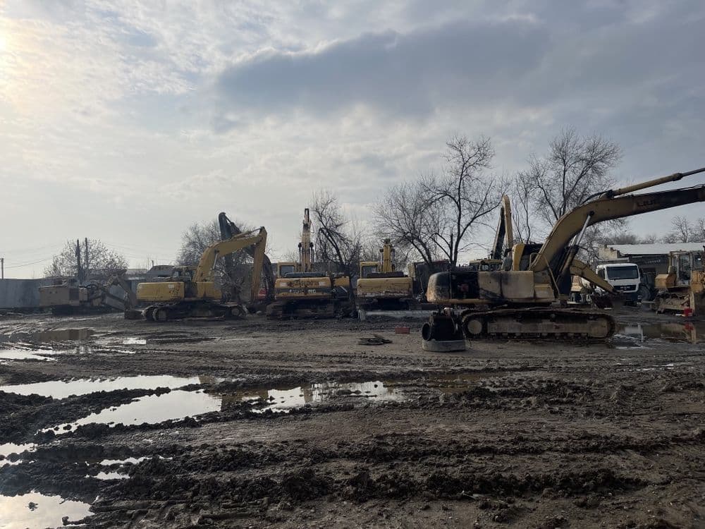 Ekskavatorlar 16 12 9m buldozer greyder va boshqa texnikalar arendaga — 8