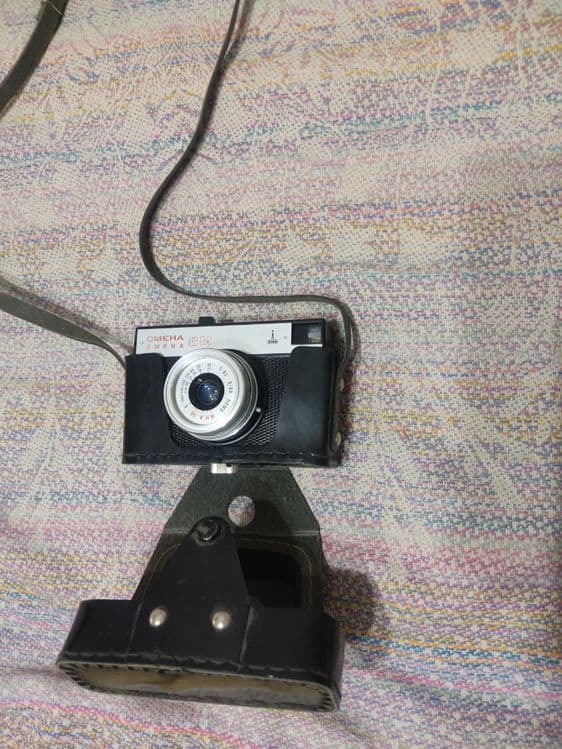 Плёночный фотоаппарат смена 8М — 1