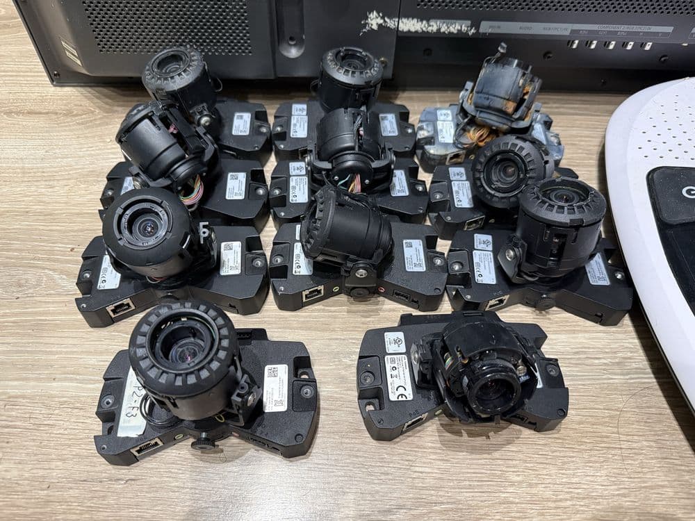 * IP-камеры AXIS P3354 6MM для видео наблюдения оригинал б/у не дорого — 1