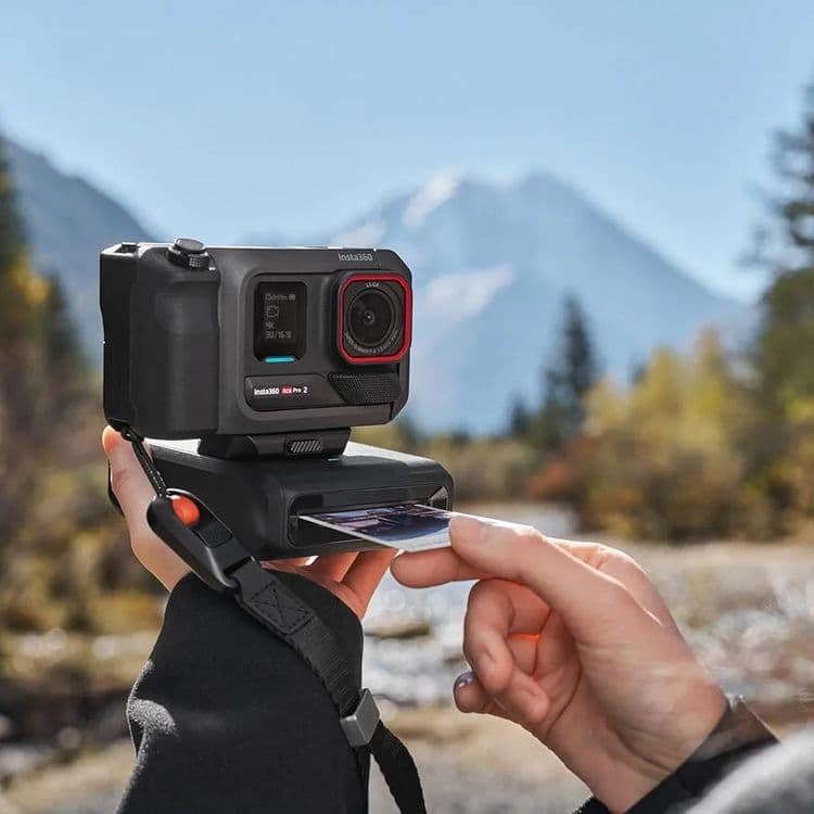 Insta360 Ace Pro 2 Pocket Printer — 5