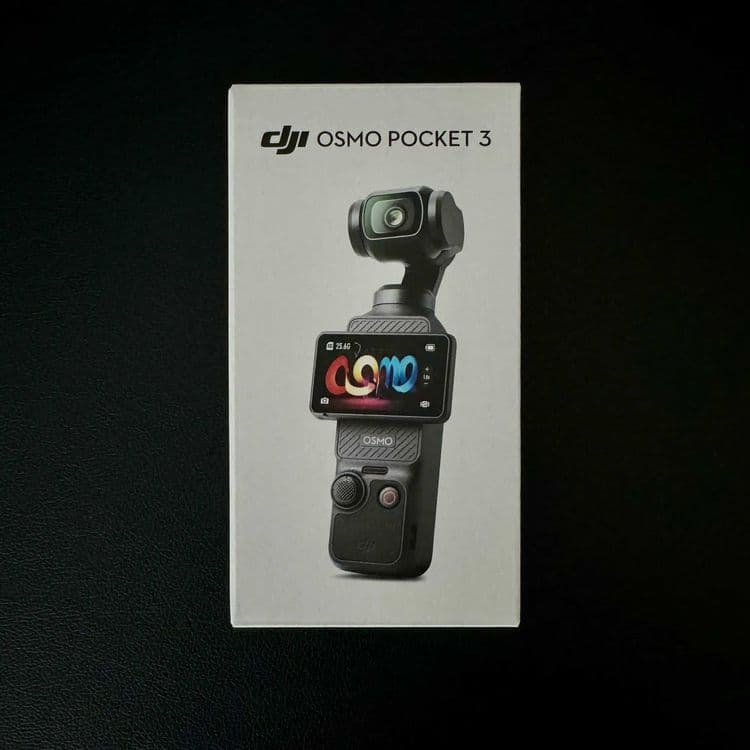 DJI Osmo Pocket 3 Standard vs Creator Combo — 3