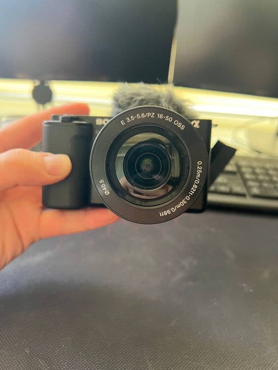 Videokamera Sony ZV-E10 — 6