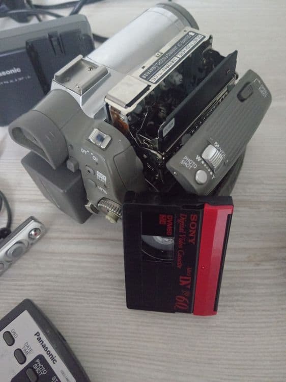 Видеокамера Panasonic NV-GS75 — 7