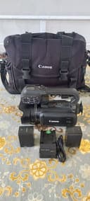 Видеокамера Canon xa10 сотилади